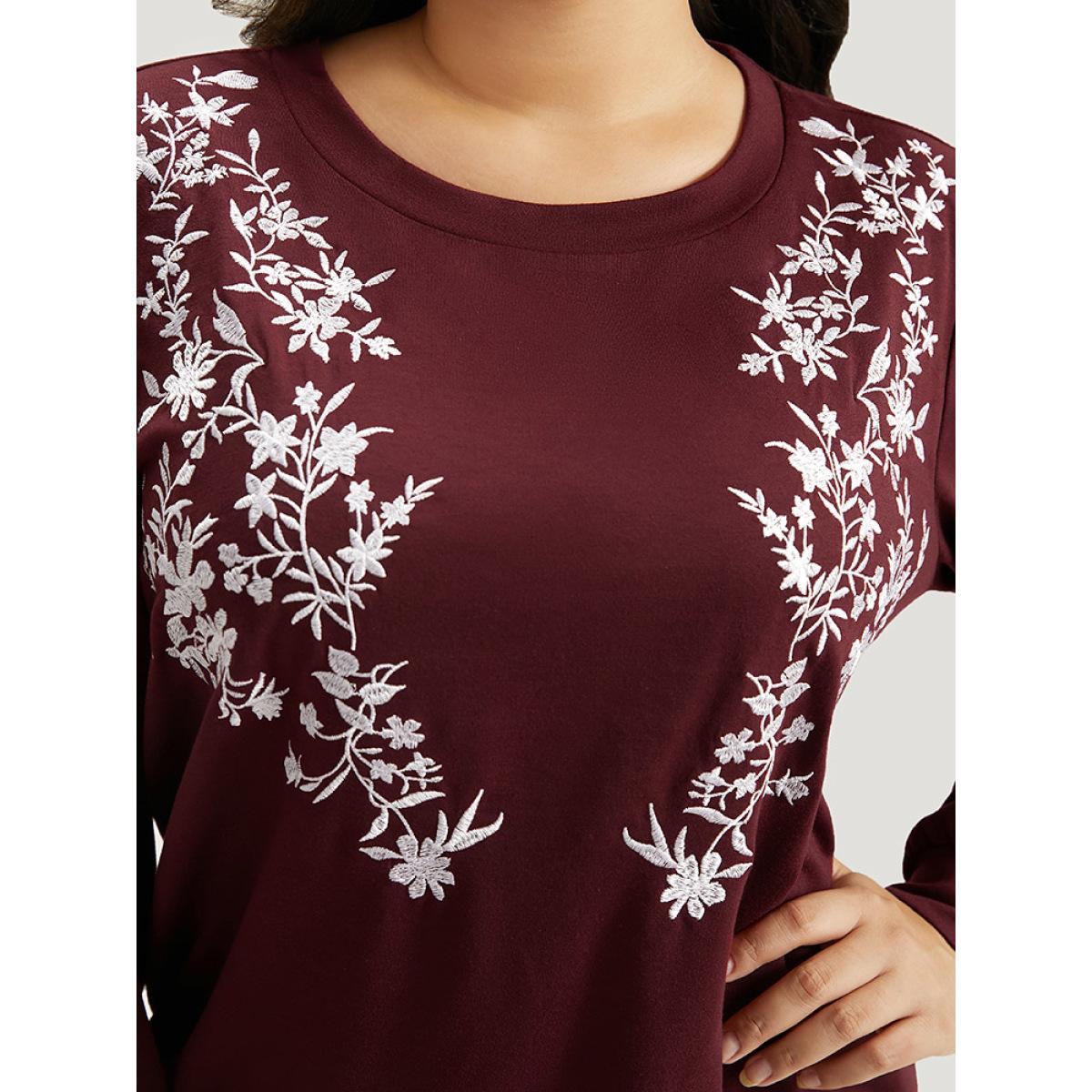 Plus Size Silhouette Floral Print Embroidered Crew Neck Sweatshirt Women Burgundy Casual Elastic cuffs Round Neck Dailywear Sweatshirts BloomChic 12/L Product Image
