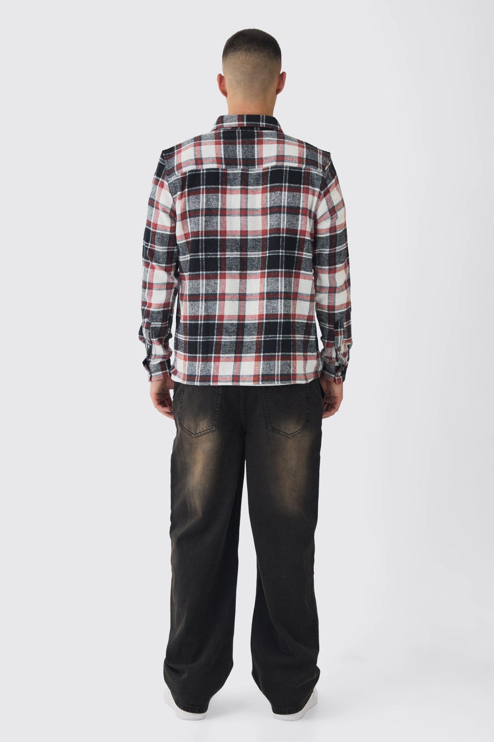 Relaxed Rigid Dirty Wash Ripped Carpenter Denim Jeans | boohooMAN USA Product Image