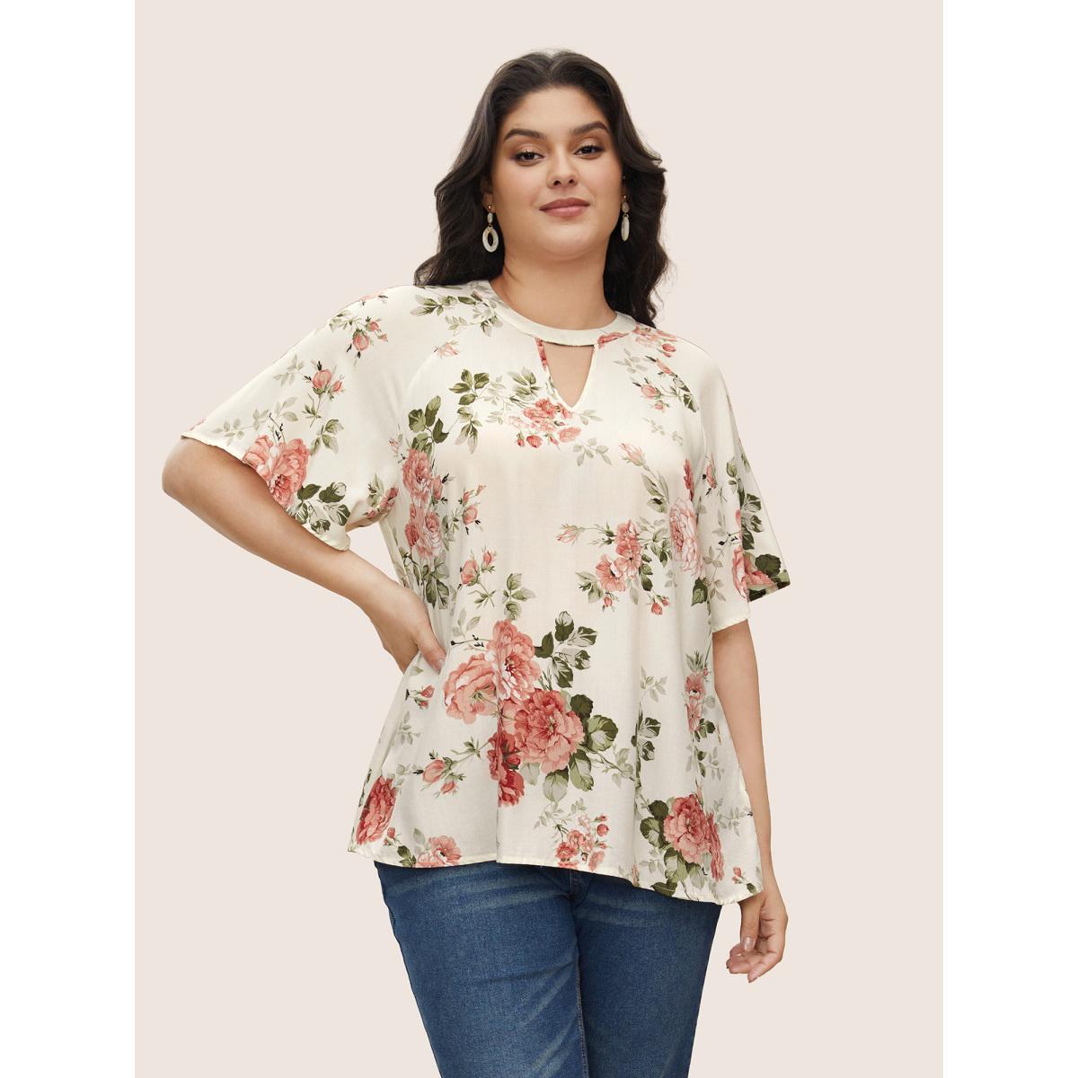 Plus Size Ivory Floral Print Keyhole Flutter Sleeve Blouse Women Elegant Short sleeve Round Neck Everyday Blouses BloomChic 22-24/3X Product Image