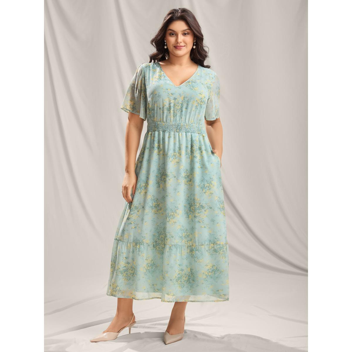 Plus Size Breezy Floral Shirred Pockets Maxi Dress Mint Women V-neck Short sleeve Curvy BloomChic 26/4X Product Image
