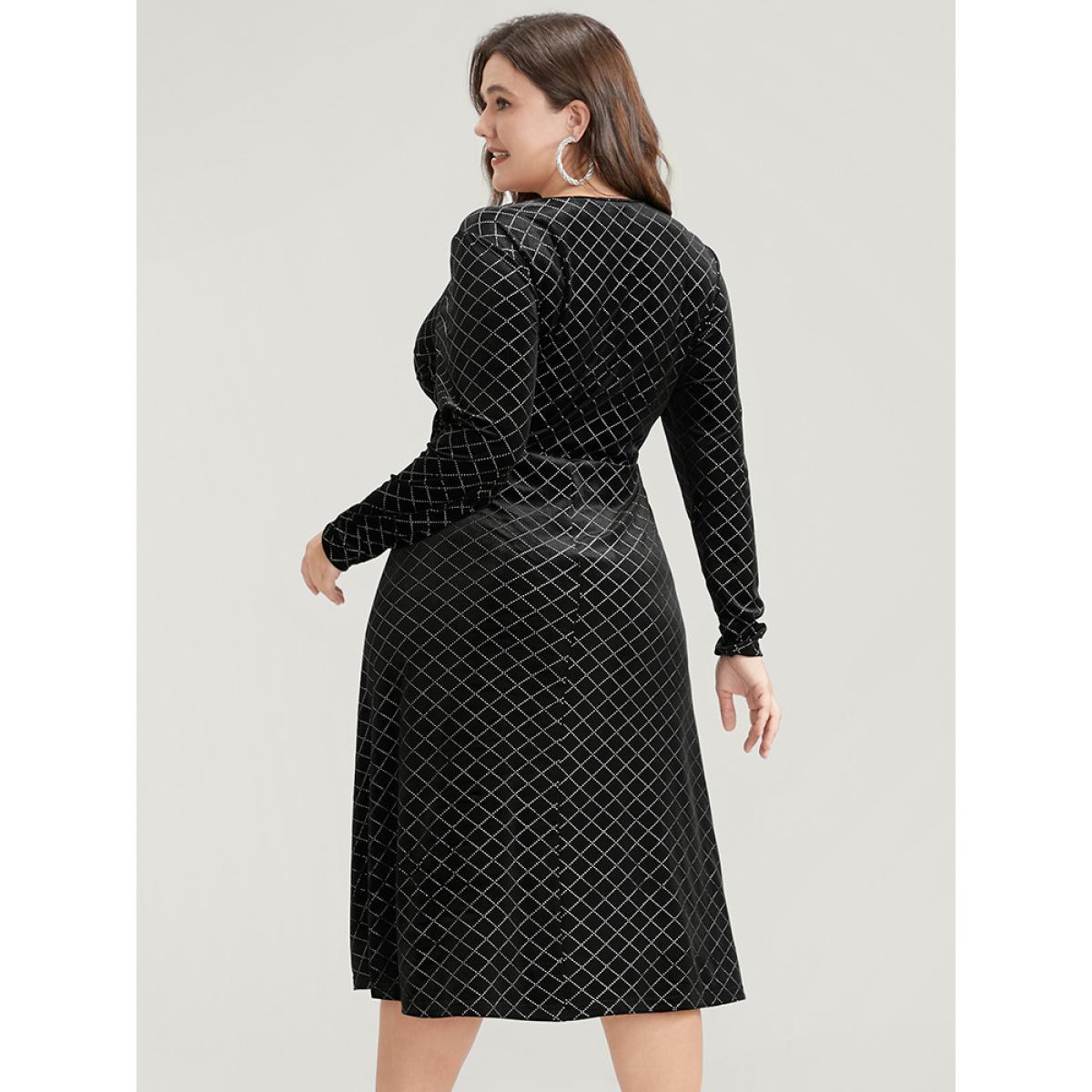 Plus Size Plaid Glitter Mesh Insert Pocket Velvet Dress Black Women Party Velvet Round Neck Long Sleeve Curvy Midi Dress BloomChic 30/6X Product Image