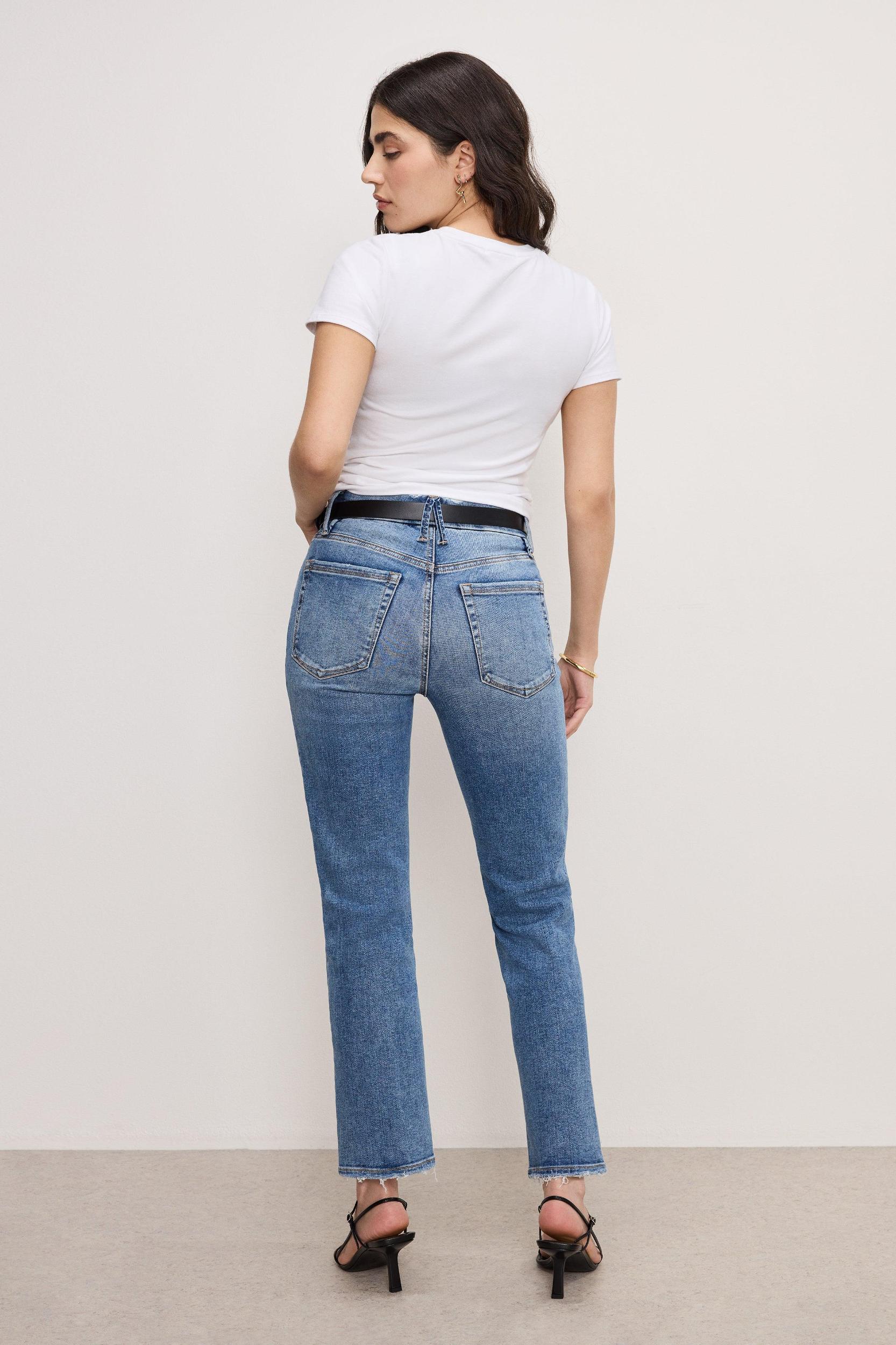 ALWAYS FITS GOOD PETITE STRAIGHT JEANS | INDIGO316 Product Image