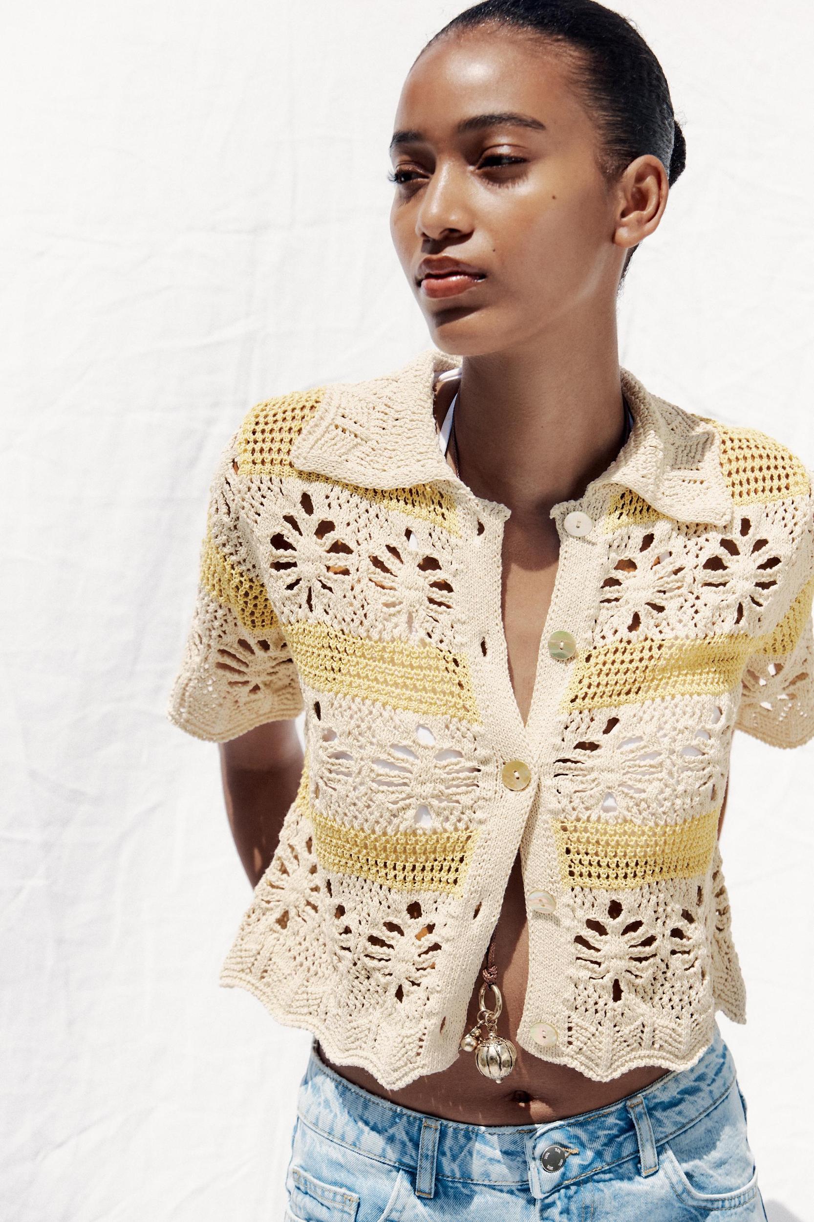 Z1975 HIGH-WAISTED DENIM SHORTS Product Image