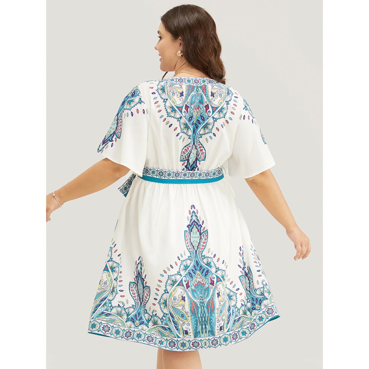 Plus Size Bandana Button Detail Pocket Belt Knee Dress Emerald Women Vacation Lined V-neck Short sleeve Curvy Knee Dress BloomChic 26/4X Product Image