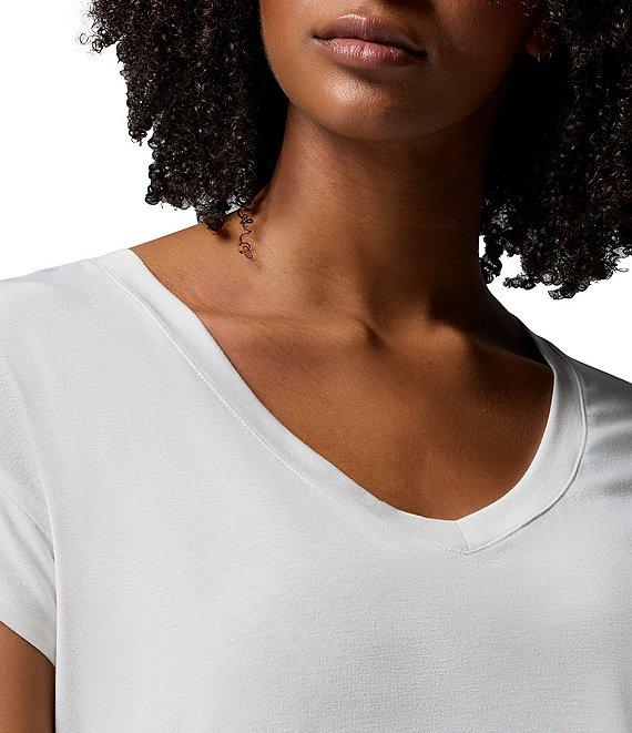 Columbia Daniela Falls V-Neck Short Sleeve Tee Product Image