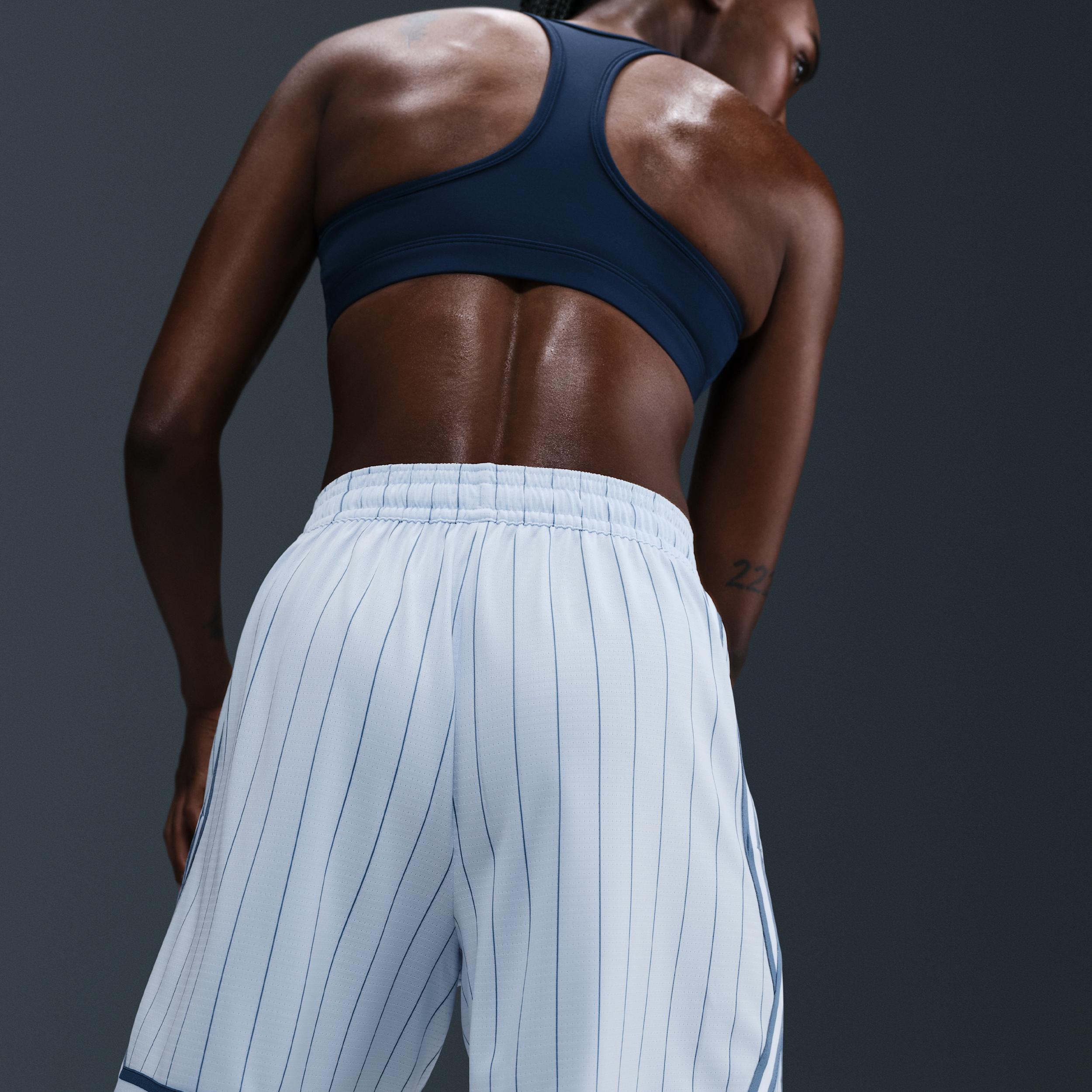 Nike Womens Fly Crossover Basketball Shorts | FZ5510-423 Product Image