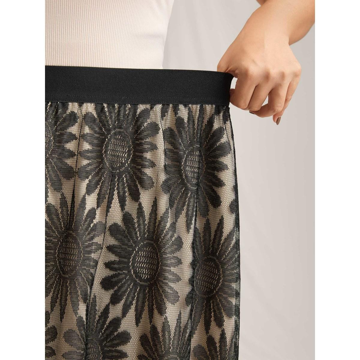 Plus Size Geometric Print Lace Midi Skirt Women Black Elegant See through Bodycon Low stretch Slanted pocket Everyday-Elegant Skirts BloomChic 14-16/1X Product Image