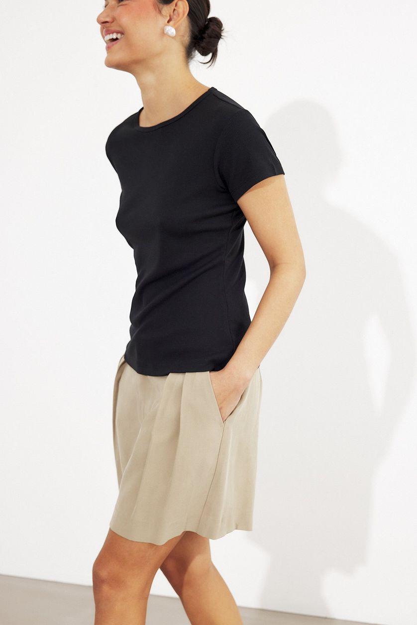 Ribbed Short Sleeve T-shirt Product Image