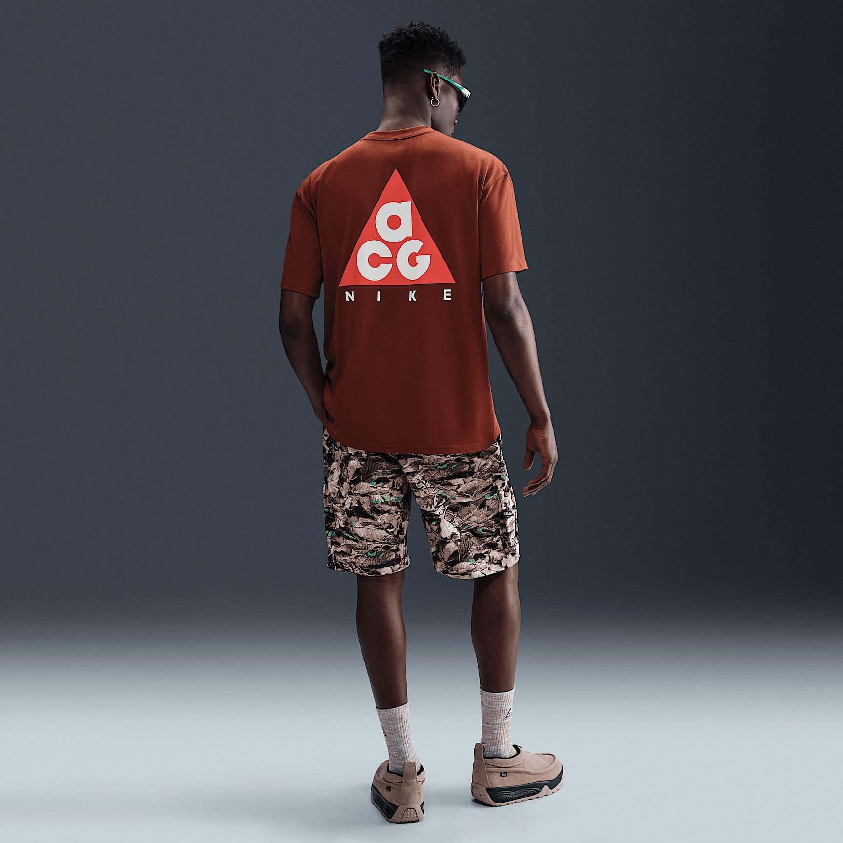 Mens Nike ACG Max90 T-Shirt | HJ0798-245 Product Image