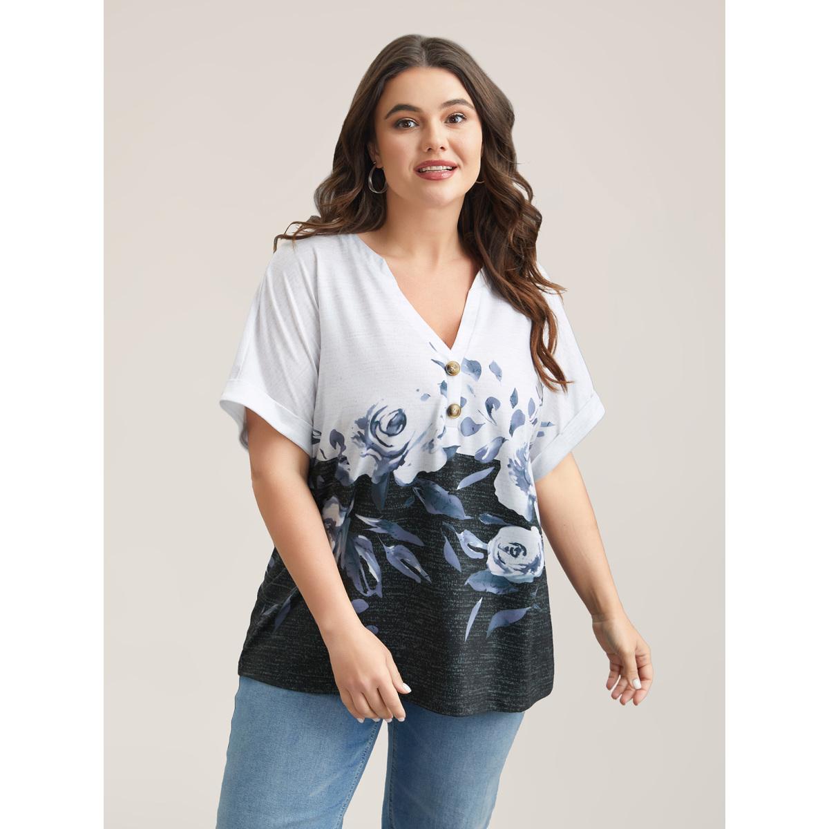 Plus Size Floral Position Print Half-Sleeve T-Shirt Multicolor Women Casual Contrast Natural Flowers Notched collar Everyday T-shirts BloomChic 10/M Product Image