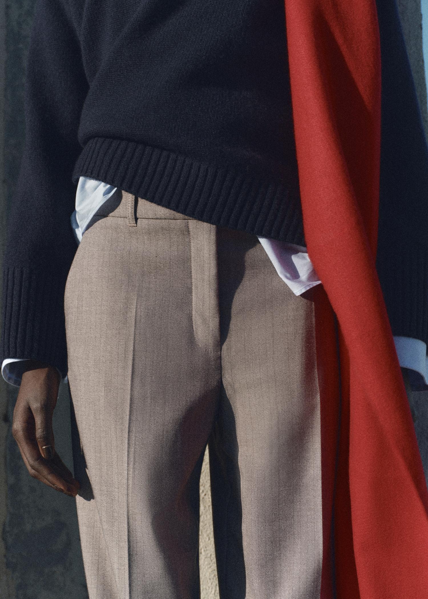 Mid-rise wideleg pants - Women | MANGO USA Product Image