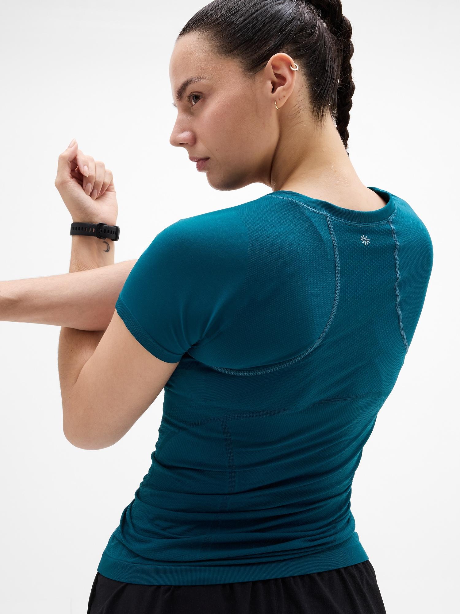 Momentum Seamless Tee Product Image