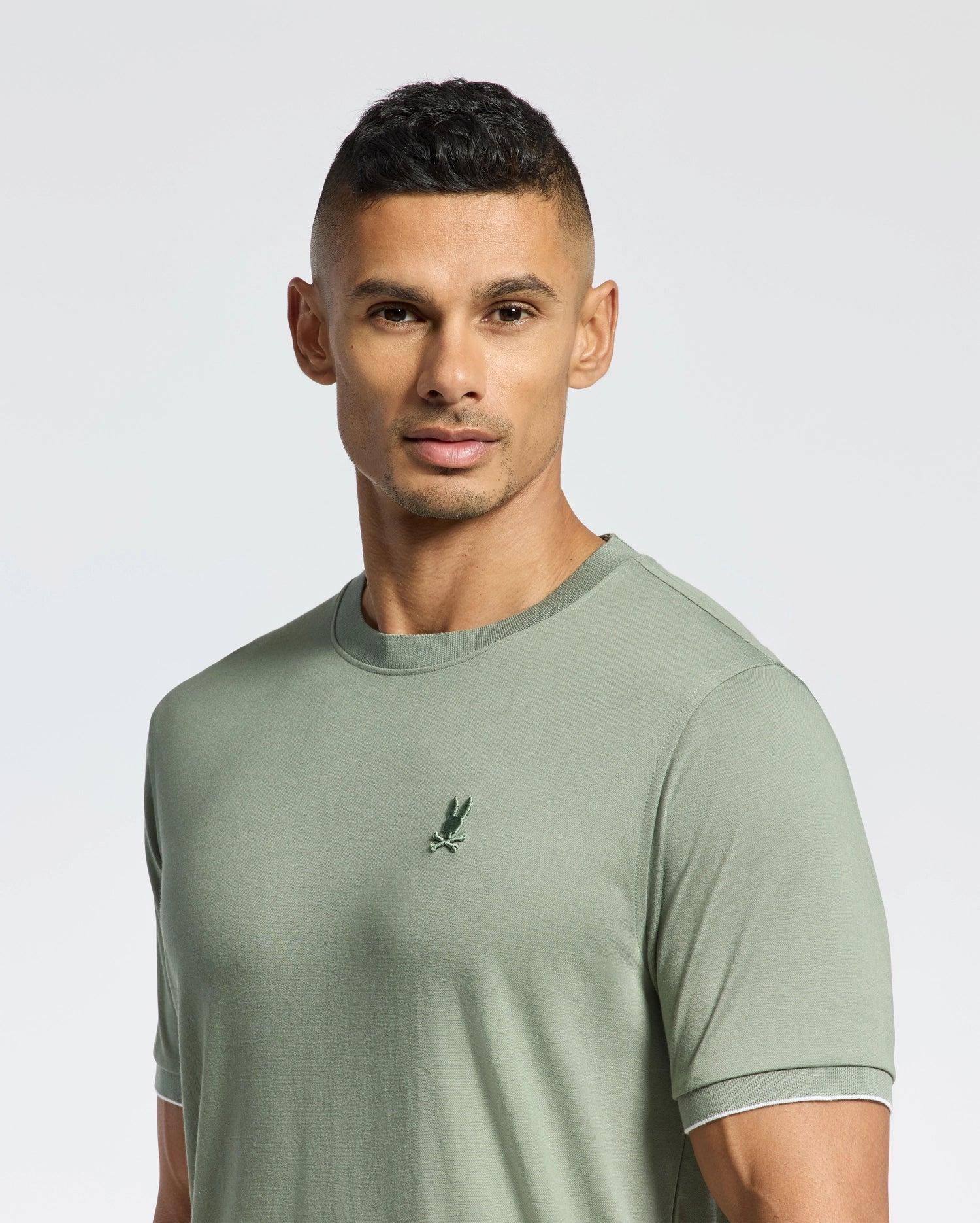 MENS BRYCE PERFORMANCE TEE - B6U490F200 Male Product Image