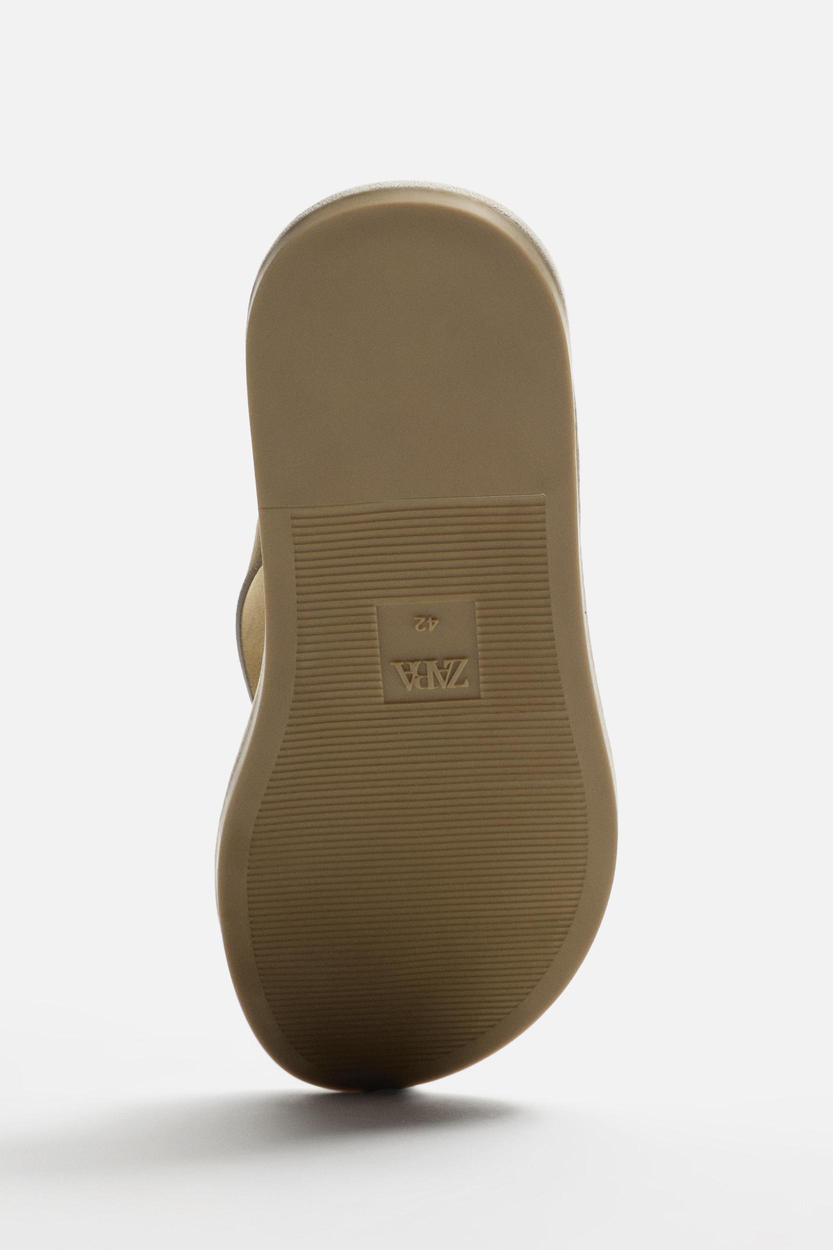 STRAPPY SANDALS Product Image