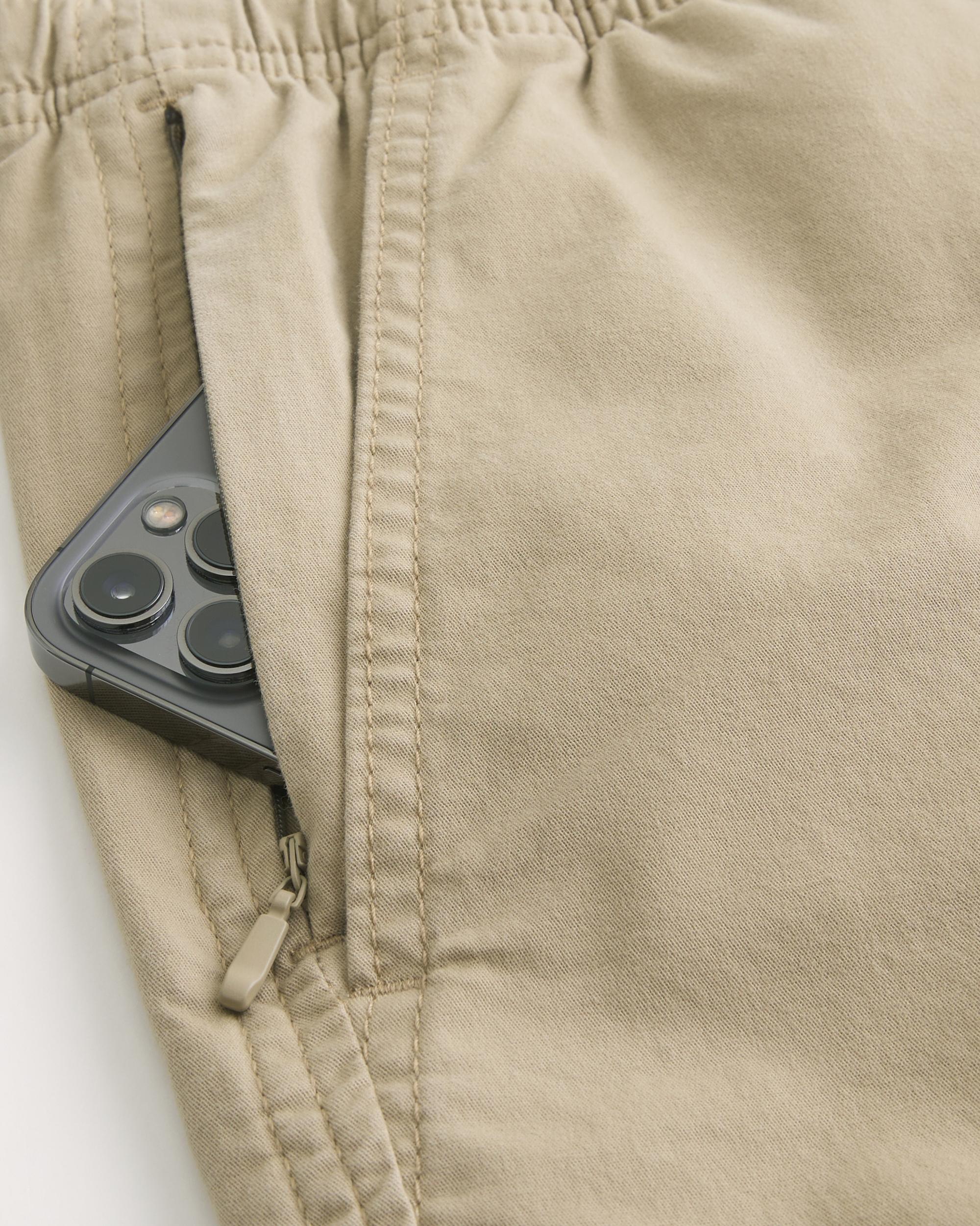 Mid-Thigh Twill Pull-On Shorts Product Image