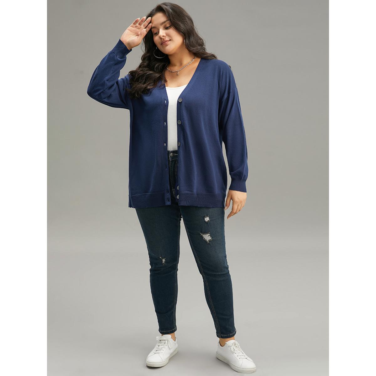 Plus Size Halloween Wing Print Elastic Cuffs Sweatshirt Women Black Casual Printed V-neck Dailywear Sweatshirts BloomChic 26/4X Product Image