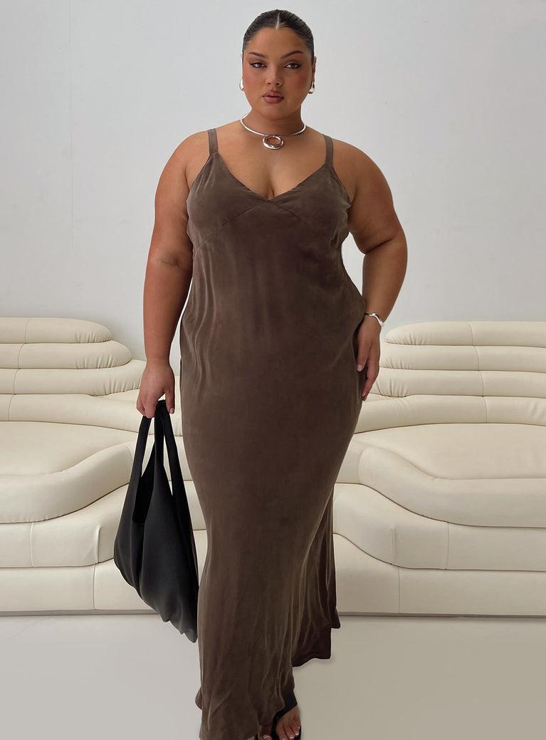 Laurette Maxi Dress Brown Curve Product Image
