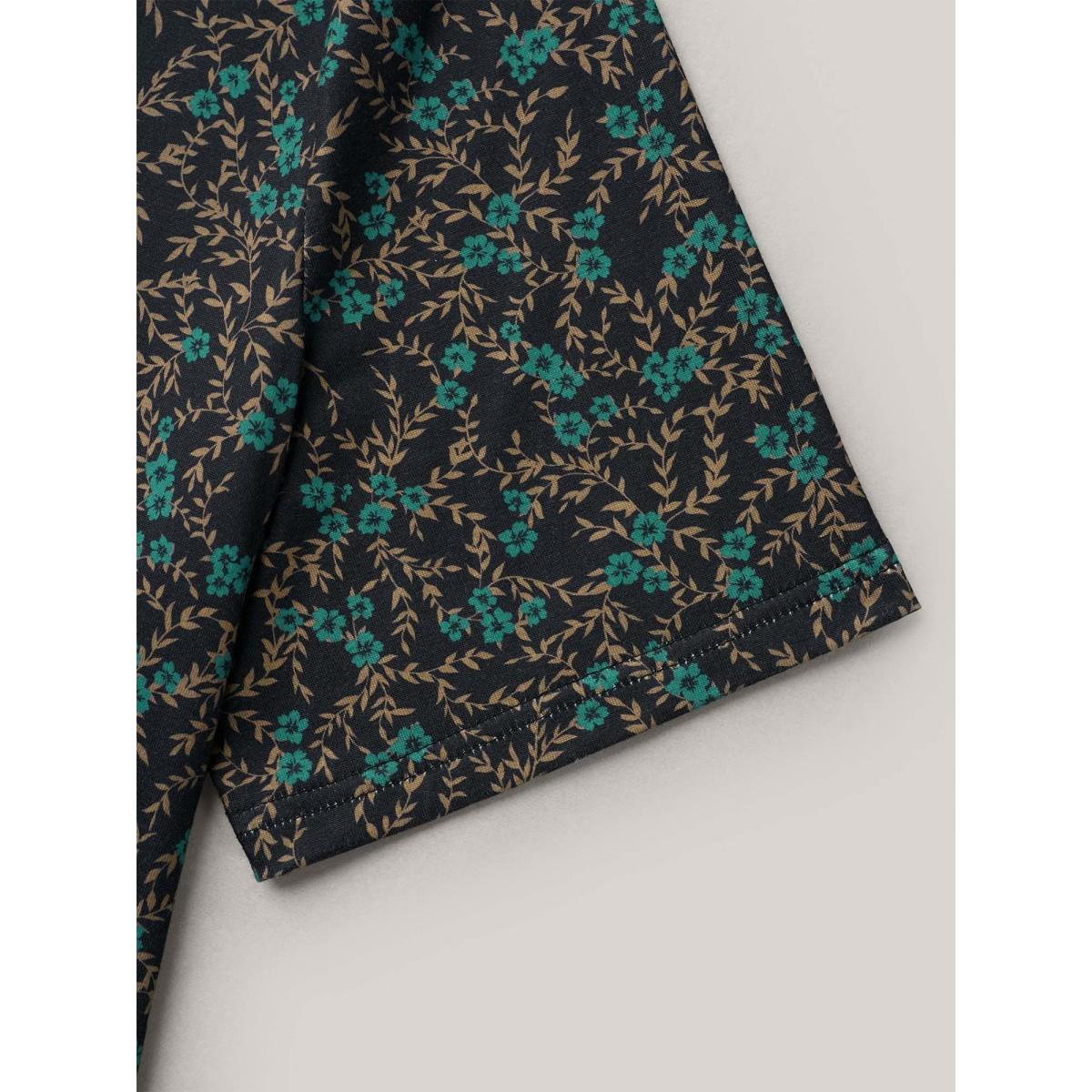 Plus Size Floral Print Round Neck Slit T-Shirt Multicolor Women Elegant Contrast Natural Flowers U-neck Loose Everyday T-shirts BloomChic 28/5X Product Image