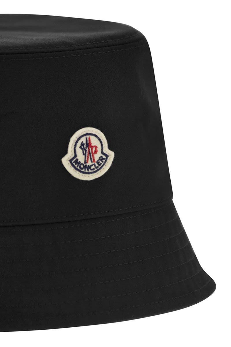 MONCLER Logo Patch Bucket Hat In Black Product Image