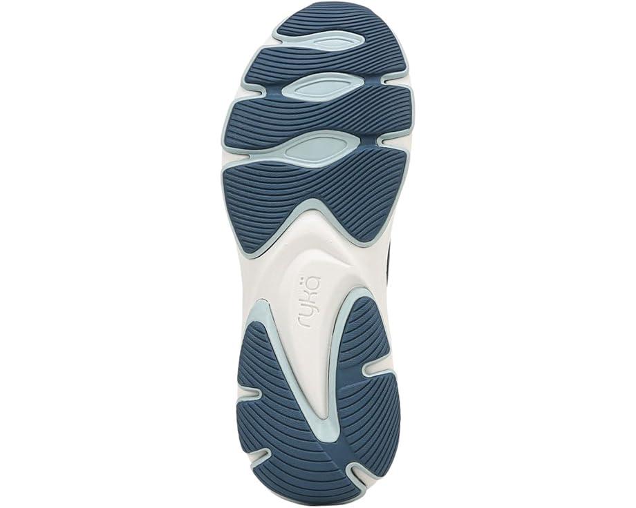 Devotion X TR Walking Shoes Product Image