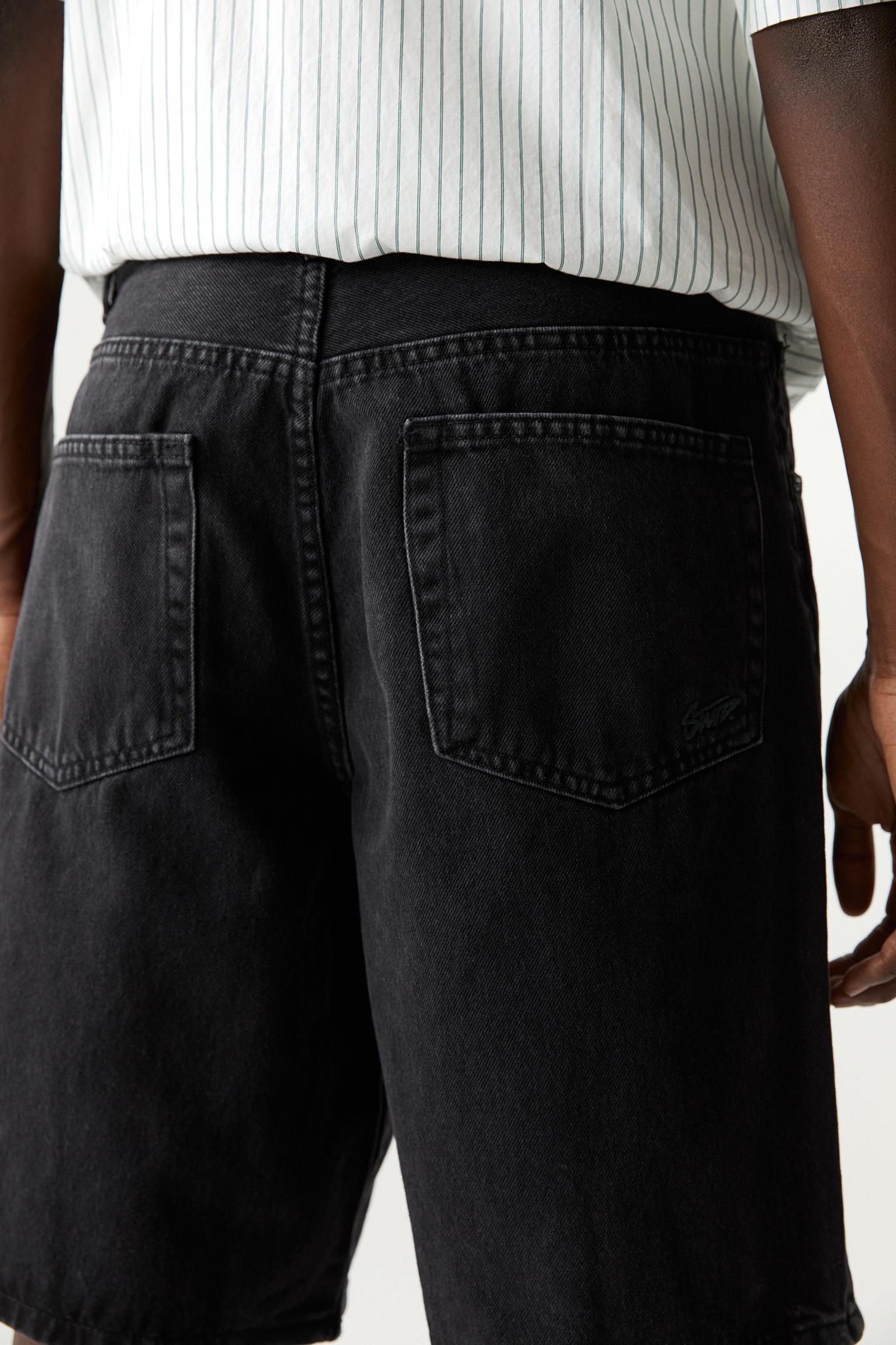 Baggy denim Bermuda shorts Product Image