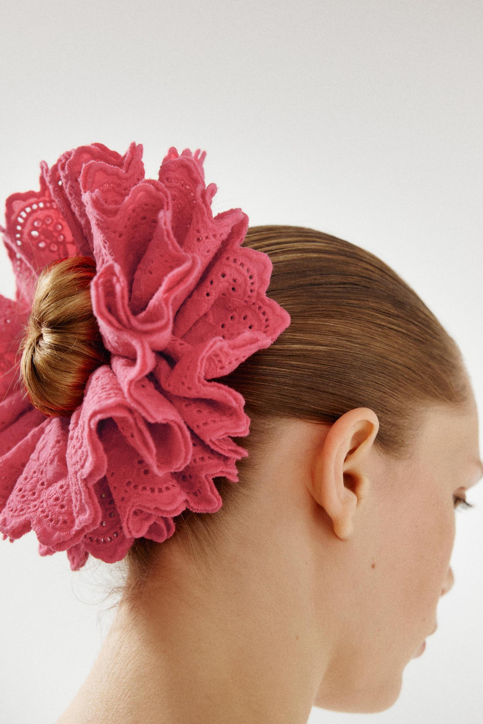 EMBROIDERED COTTON MAXI SCRUNCHIE Product Image