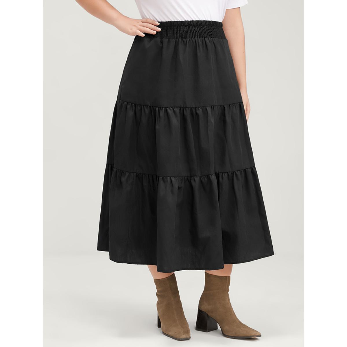 Plus Size Solid Shirred Waist Pocket Ruffle Hem Skirt Women Black Casual Shirred No stretch Pocket Dailywear Skirts BloomChic 12/L Product Image