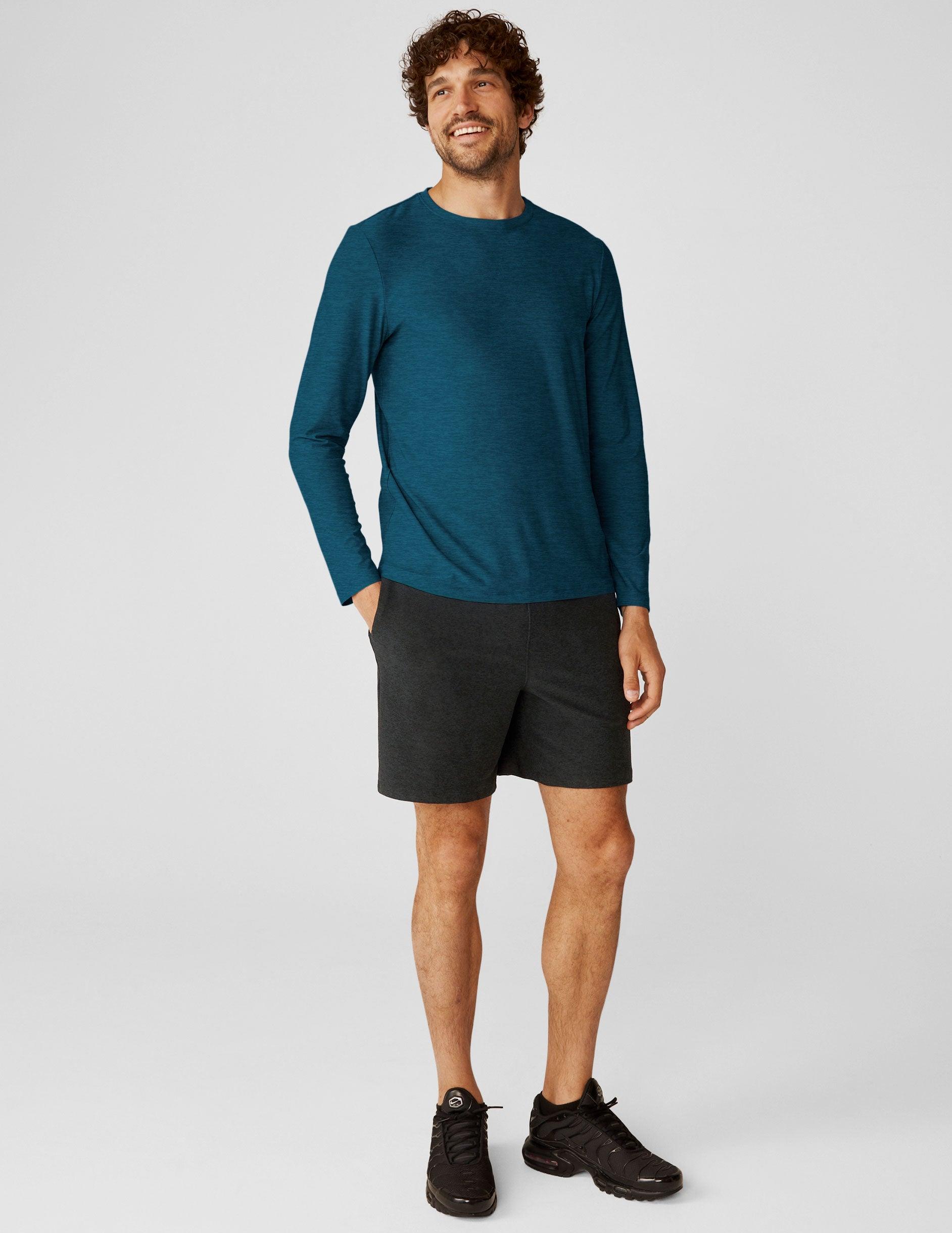 Always Beyond Men's Long Sleeve Crew 2.0 Male Product Image