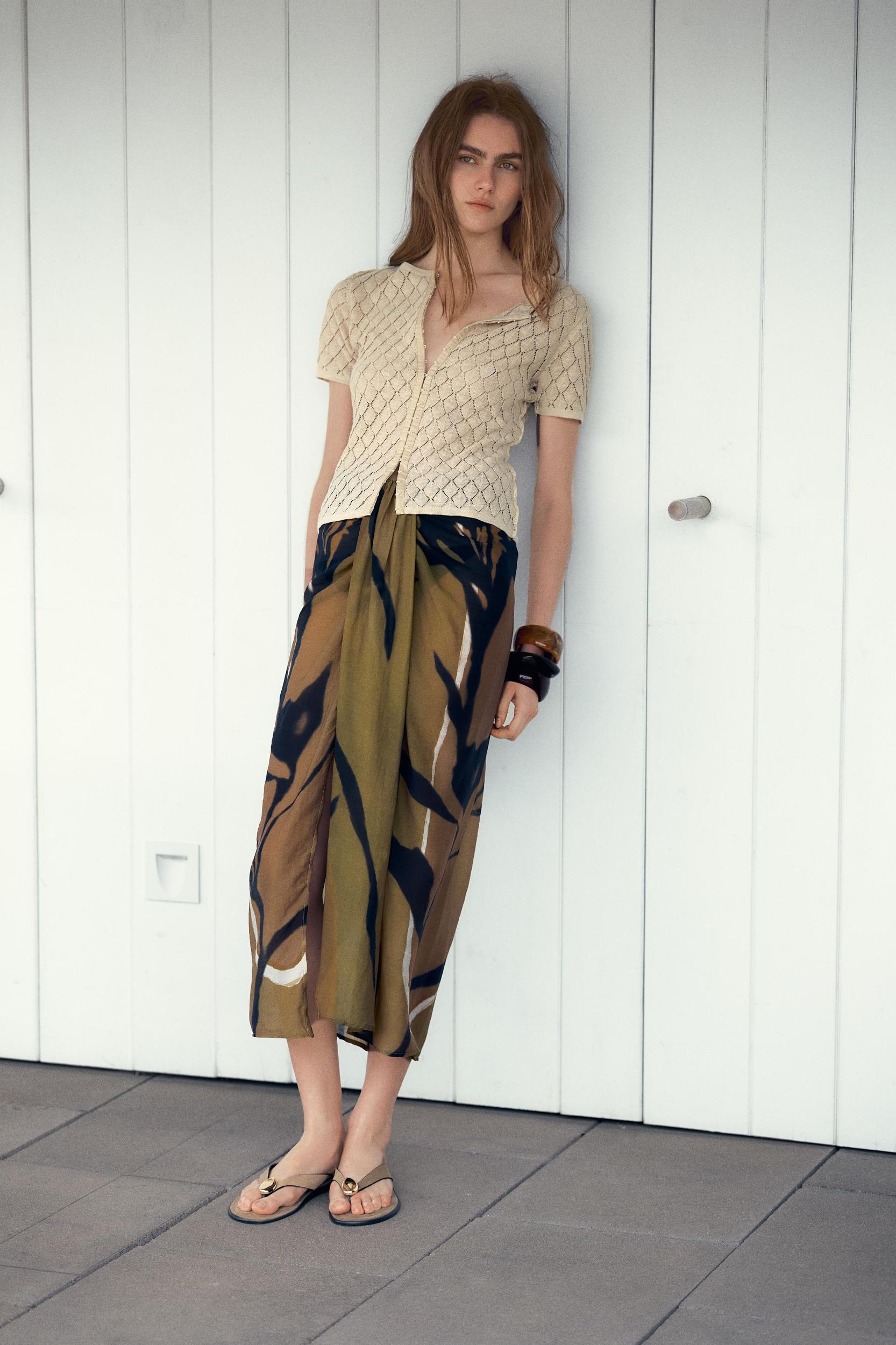 TEXTURED KNIT TOP Product Image