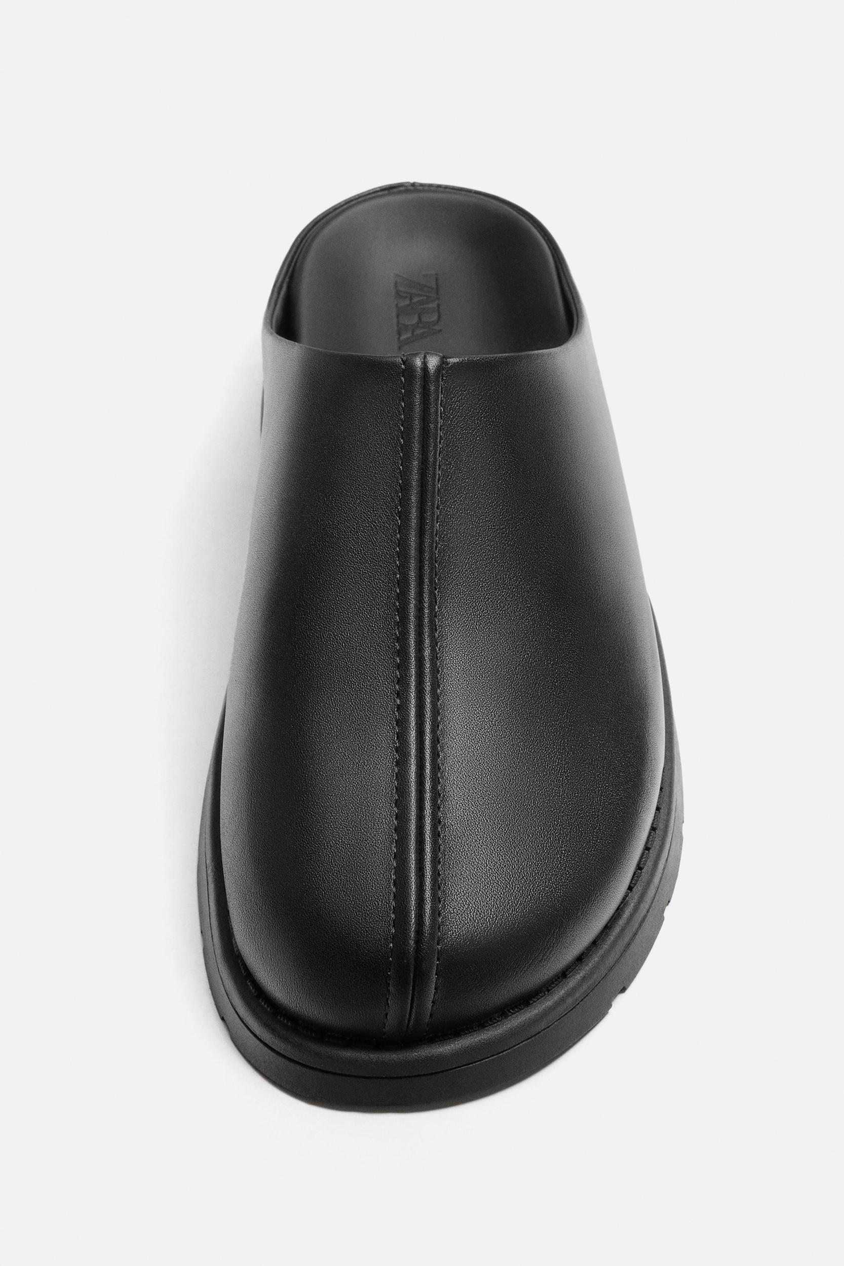 LEATHER CLOGS Product Image
