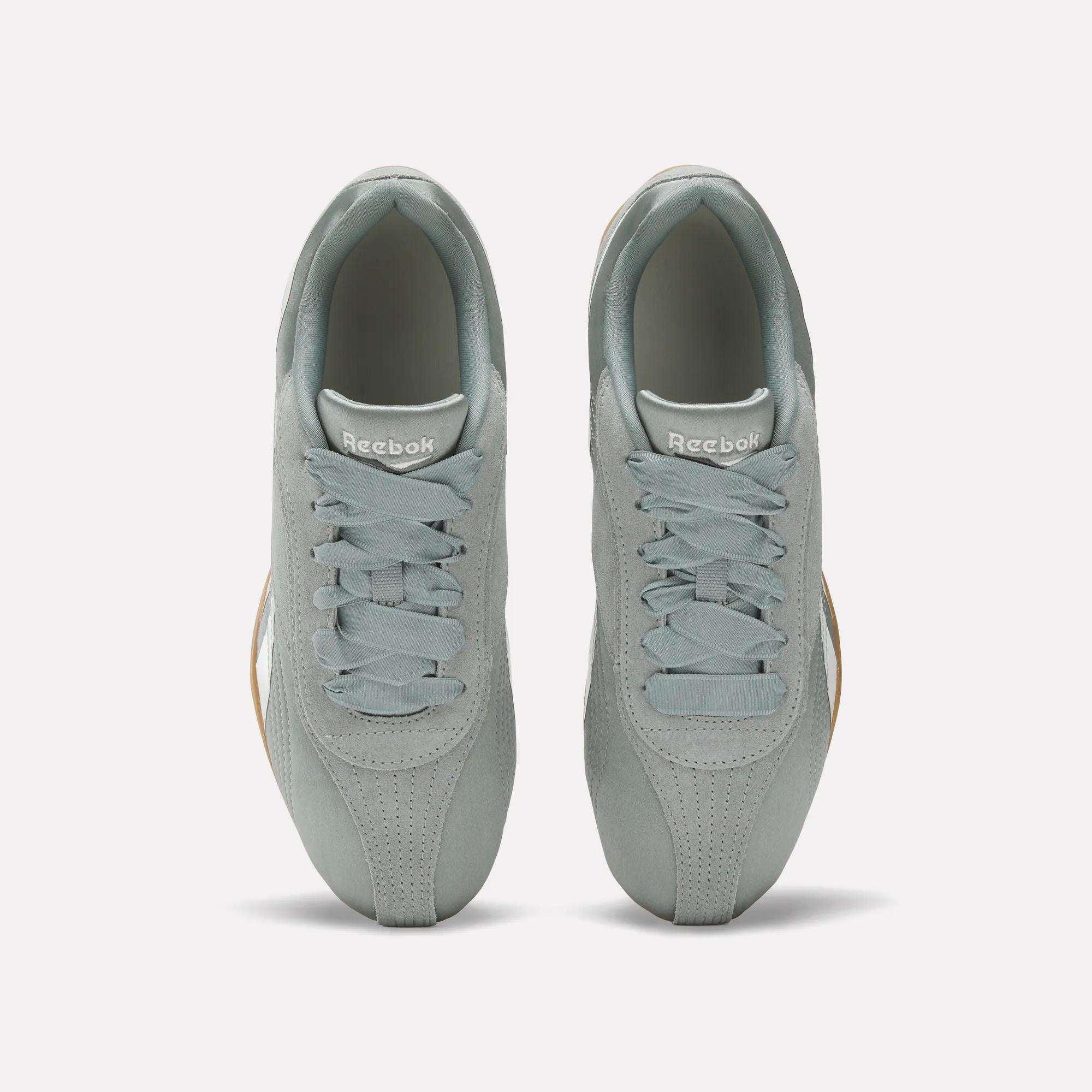 Women's Ultra Lo Shoes Product Image