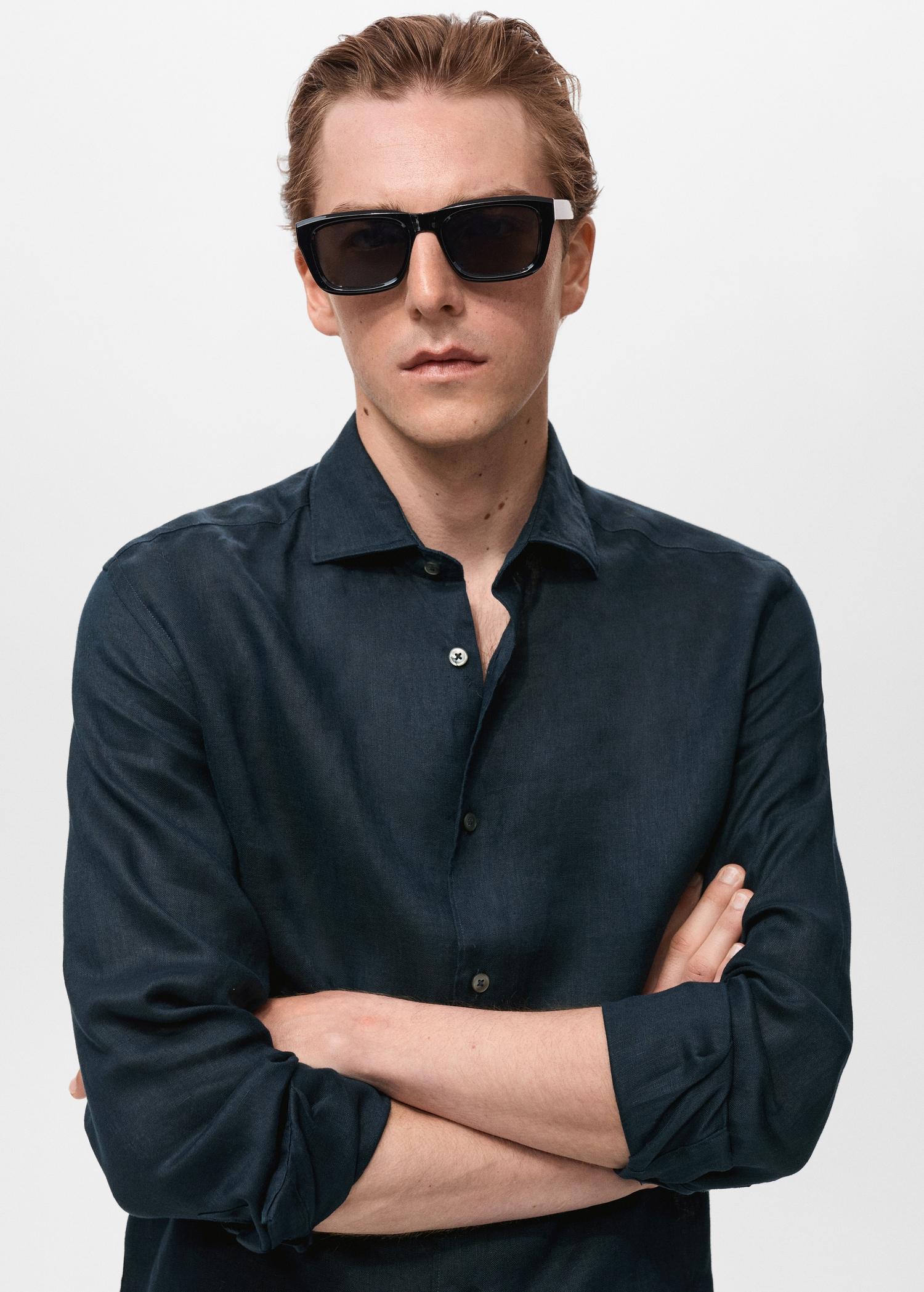 100% linen slim-fit shirt - Men | MANGO USA Product Image