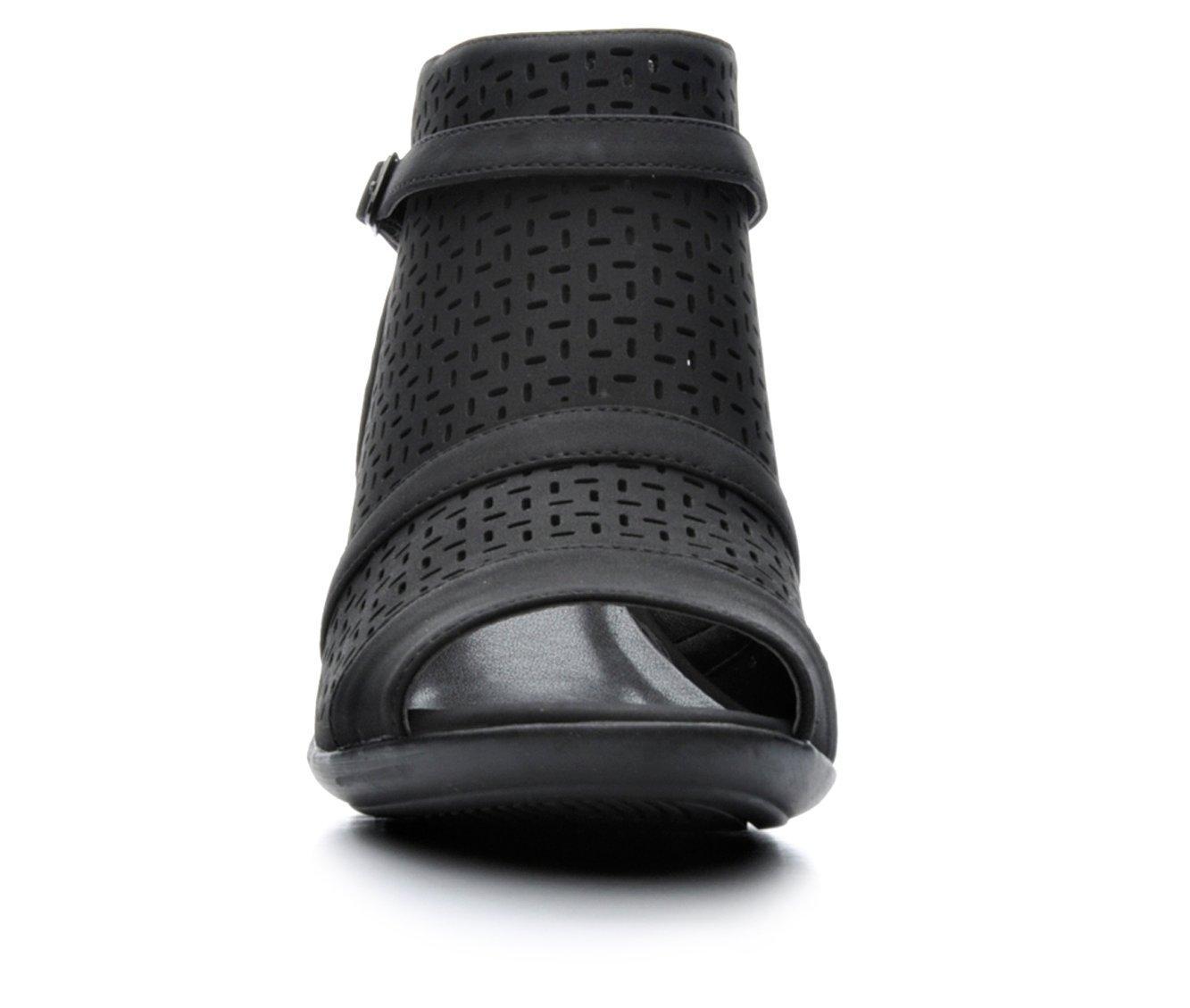 Women's Easy Street Carrigan Booties Product Image