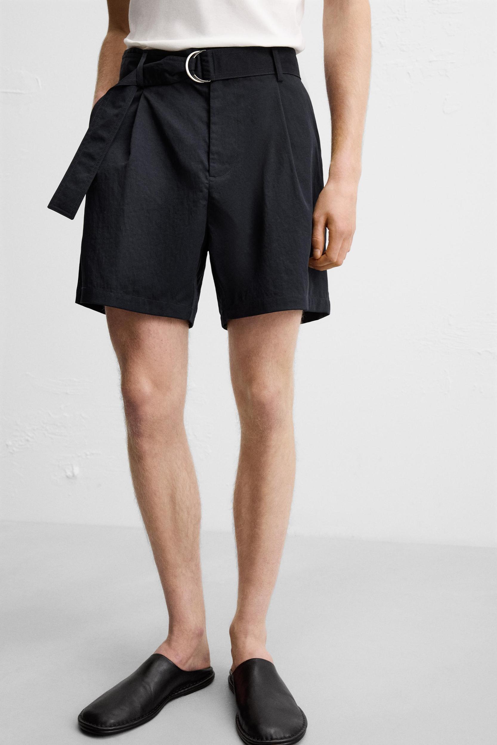 PLEATED BELT BERMUDA SHORTS Product Image
