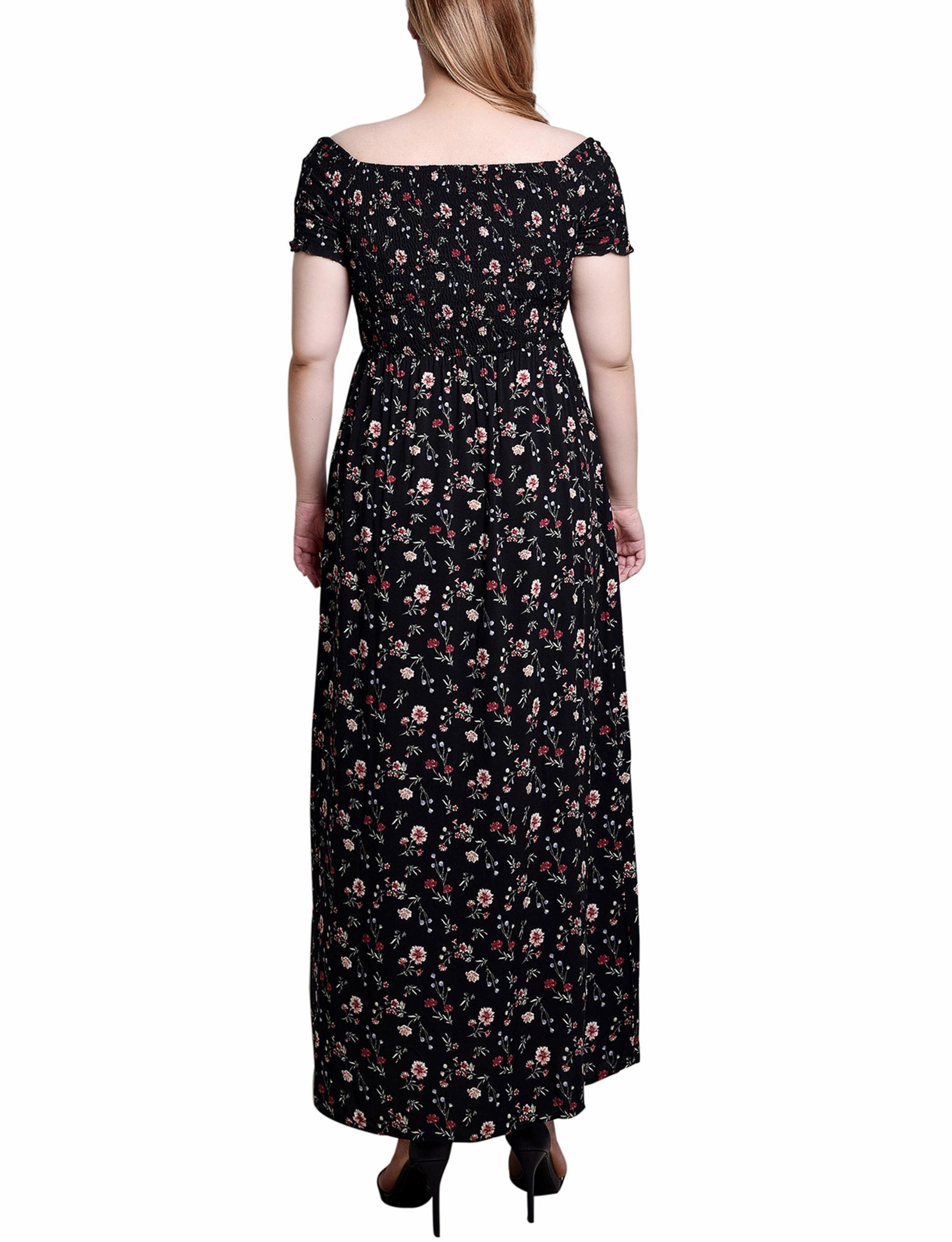 Black Smocked Bodice Maxi Dress - Petite Product Image