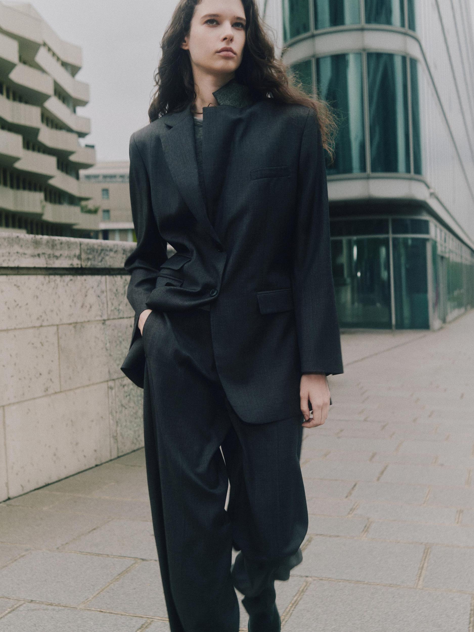 100% wool wide-leg suit trousers Product Image