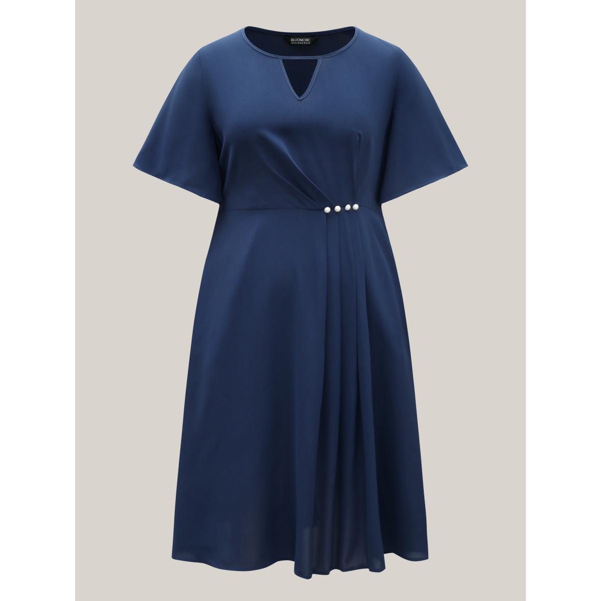 Plus Size Neck Cut-Out Pearl Button Pleated Dress Navy Women At the Office Beaded V-neck Short sleeve Curvy BloomChic 14-16/1X Product Image