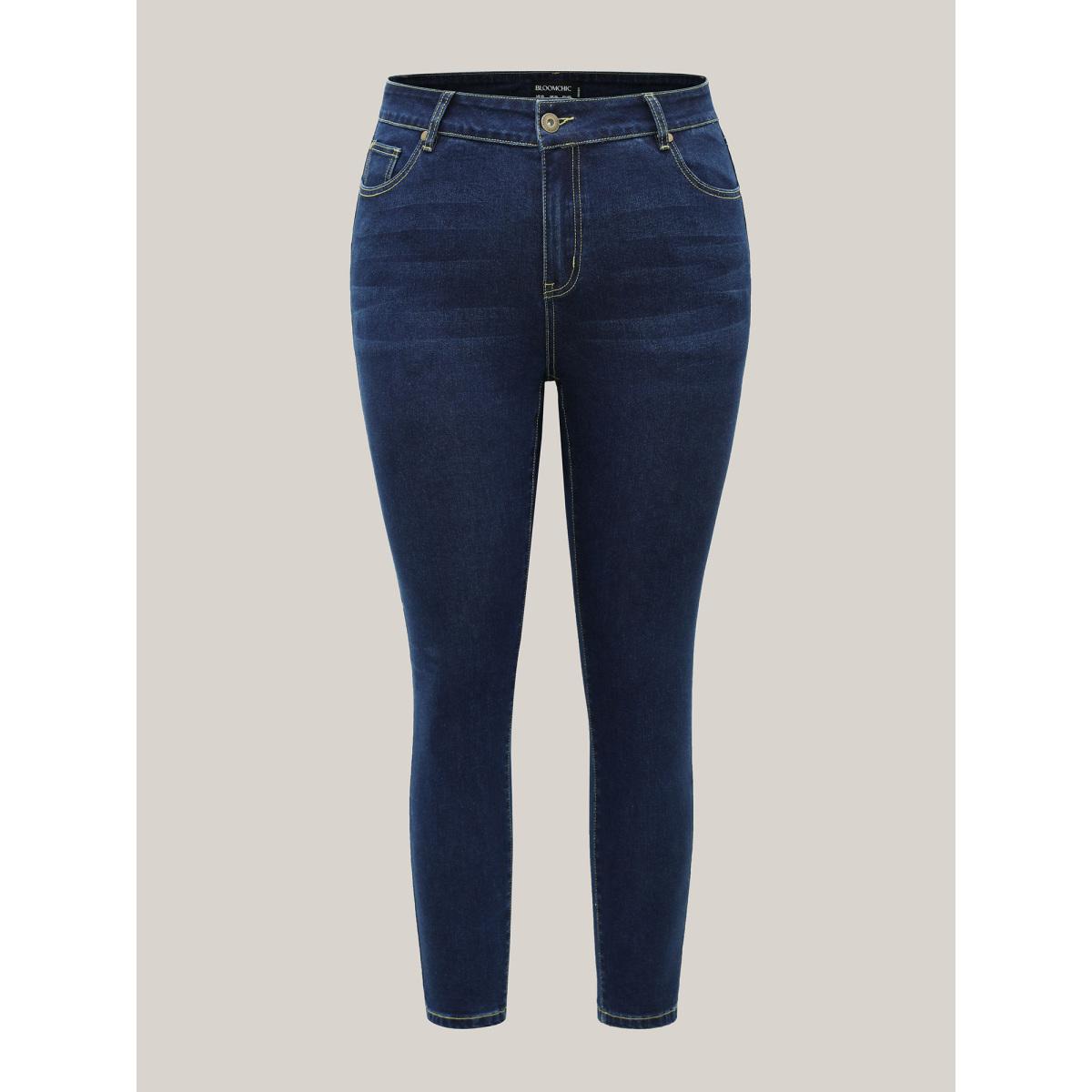 Plus Size Mid Rise Skinny-Fit Classic Jeans Women Denimindigo Medium stretch Slanted pocket Jeans BloomChic 18/2X Product Image