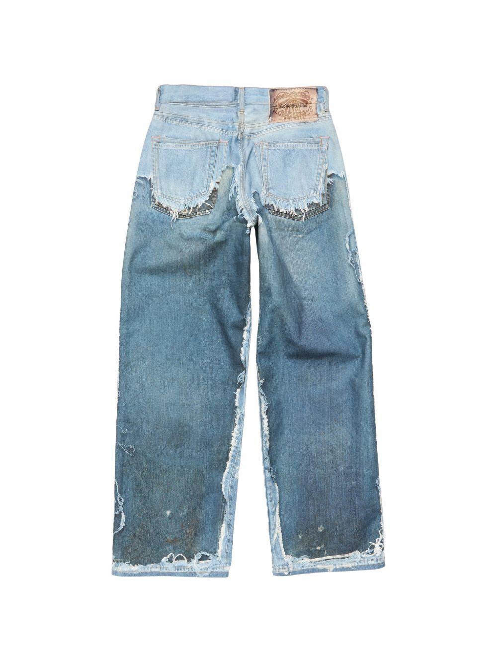 distressed jeans Product Image