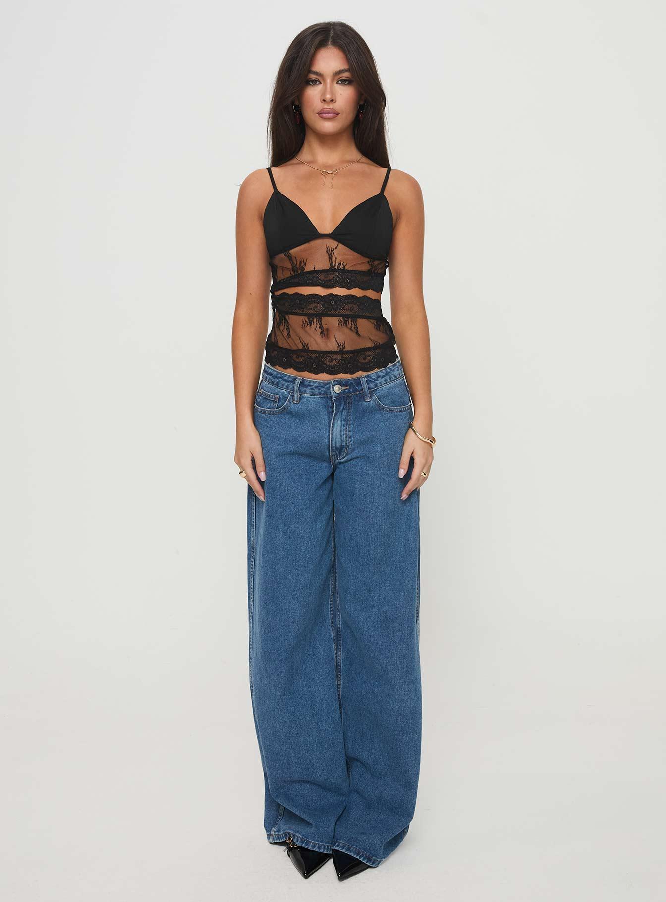 Zephyrion Top Black Product Image