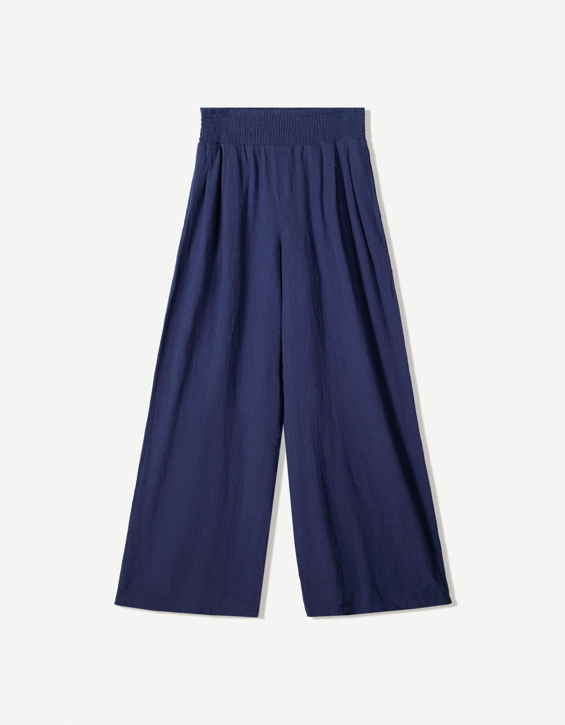 Rustic wide-leg pants with darts Product Image