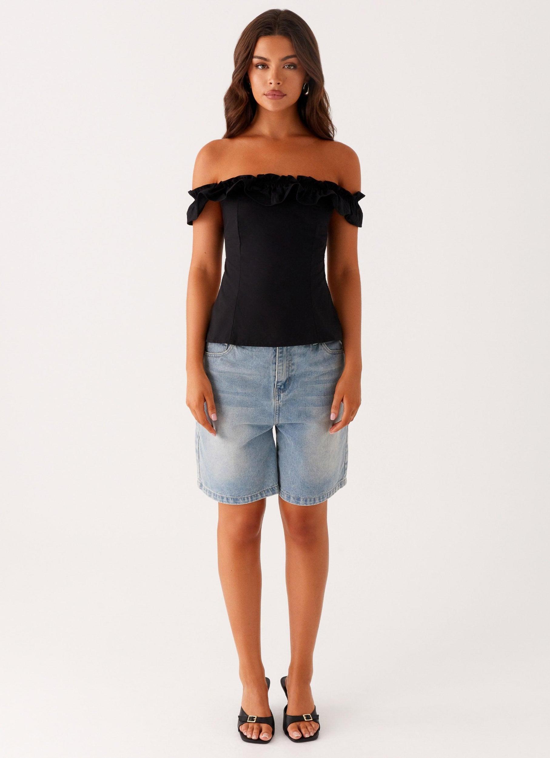 Gwyneth Top - Black Product Image