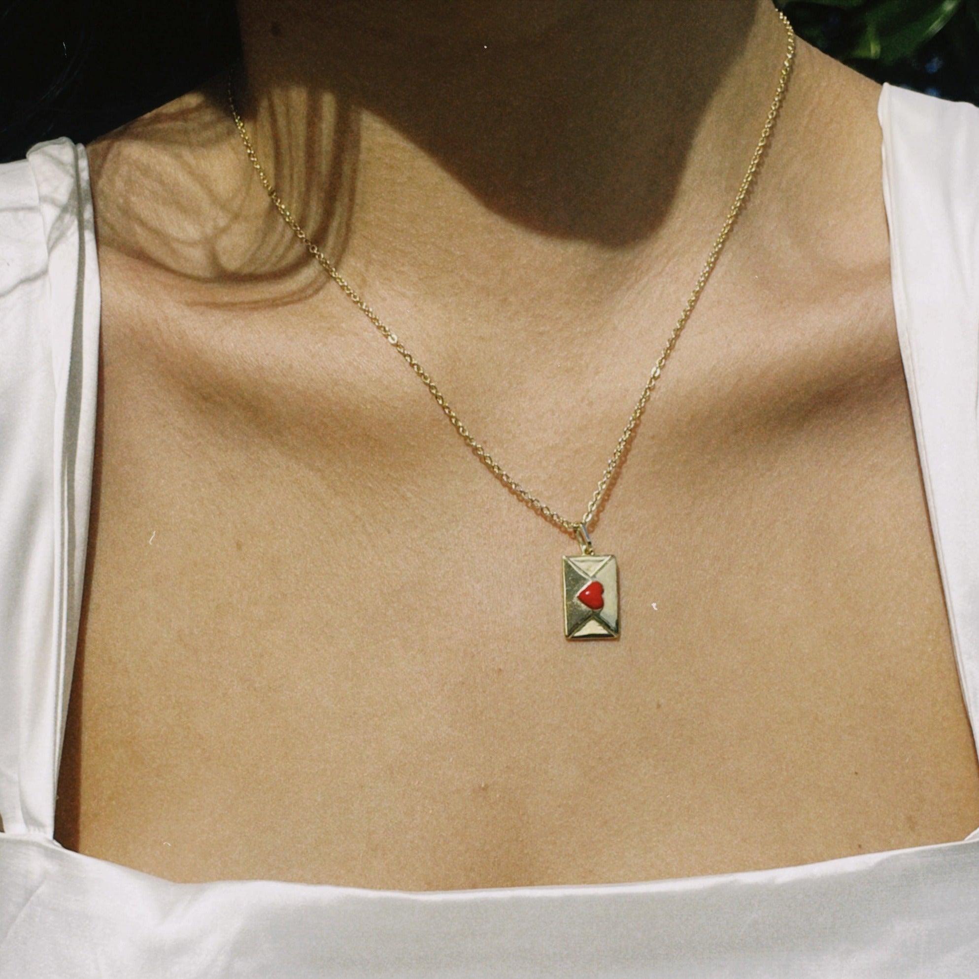 Dear Darling Necklace Product Image