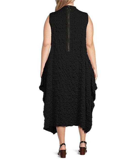 IC Collection Plus Size High Mock Neck Sleeveless Waistless Dress Product Image