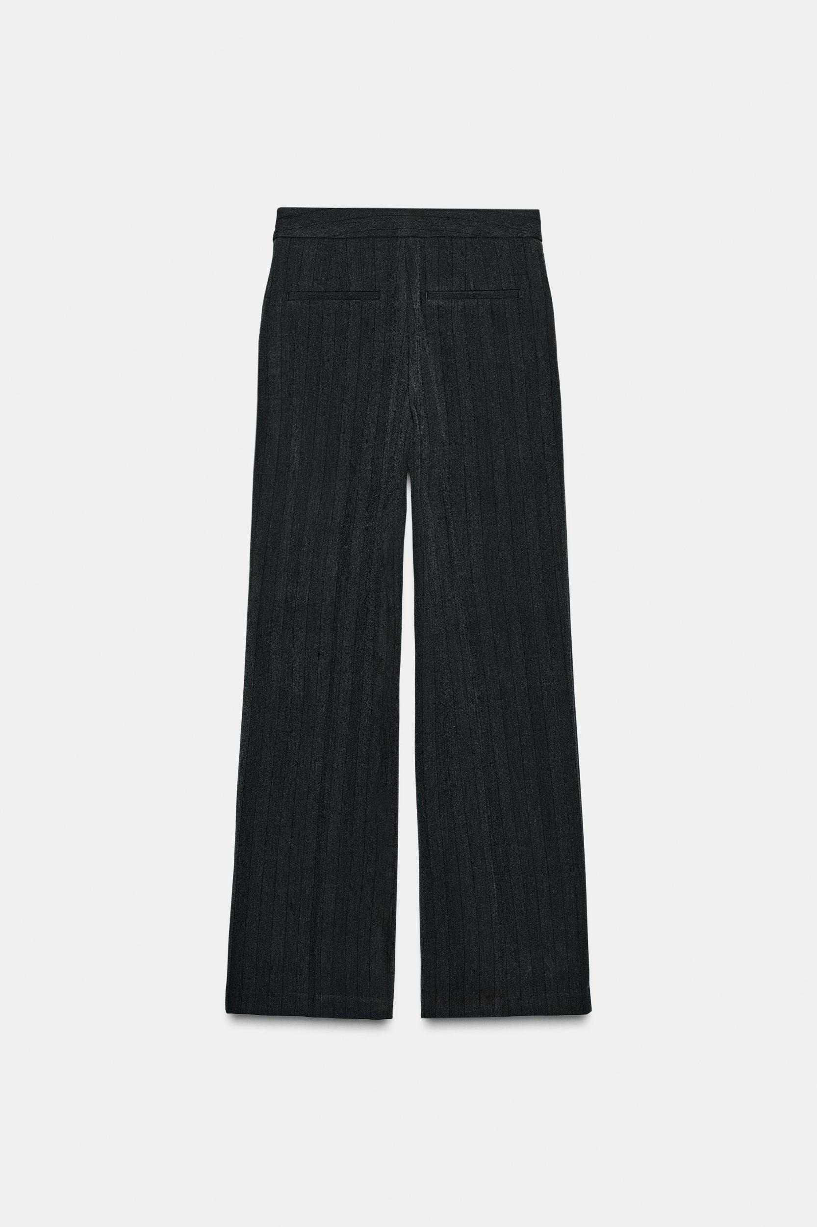 Baggy pants with an elastic waistband Product Image