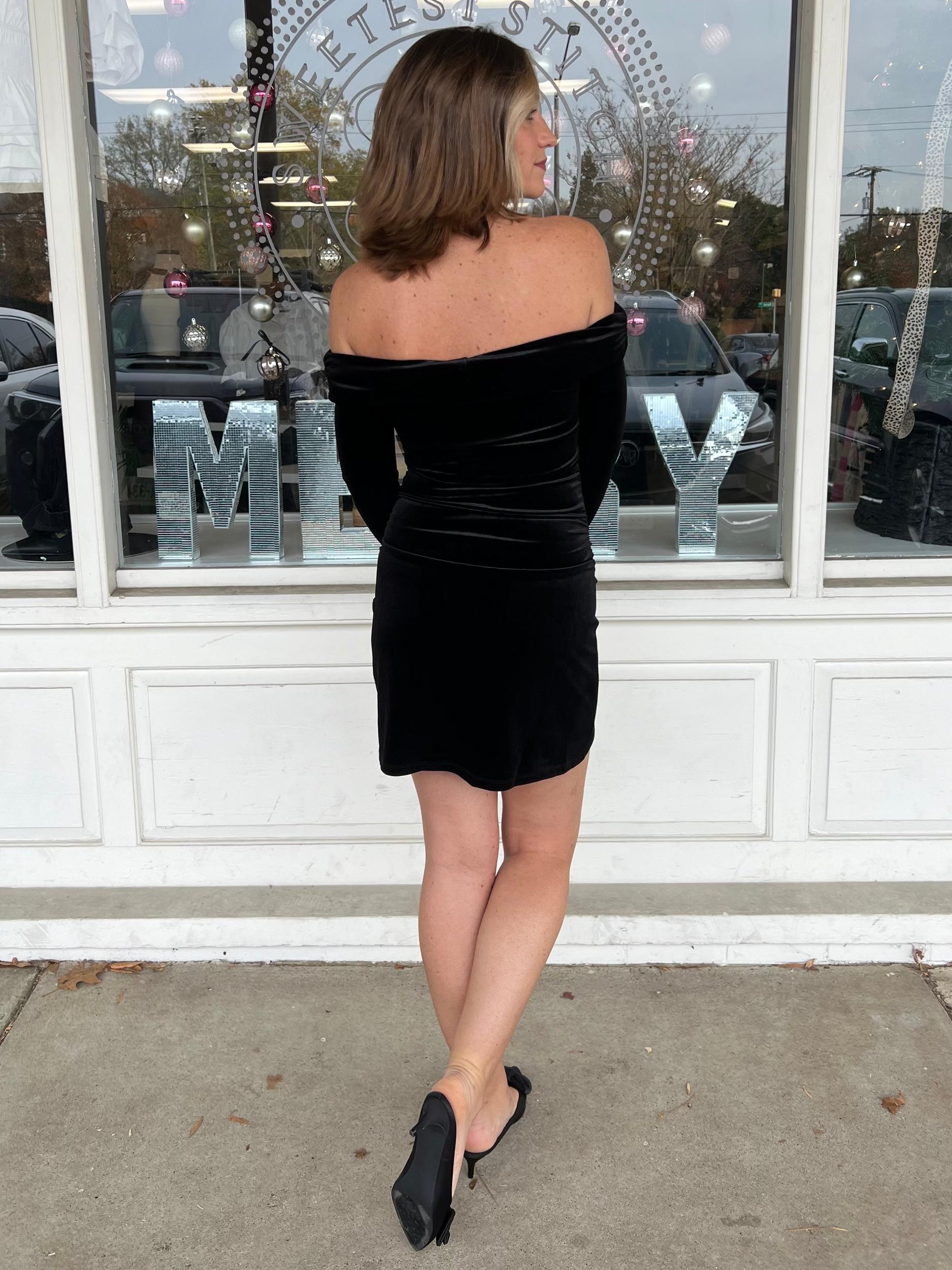 Ava Velvet Dress Product Image