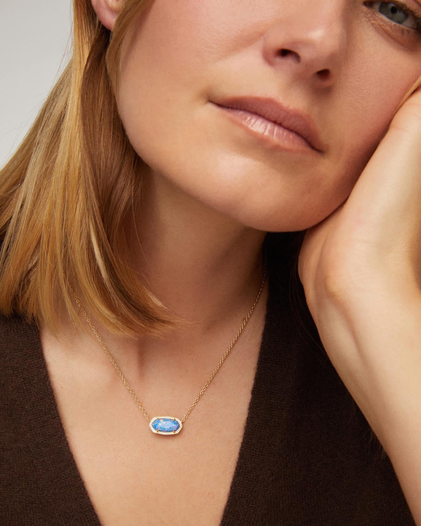 Elisa Gold Short Pendant Necklace Product Image