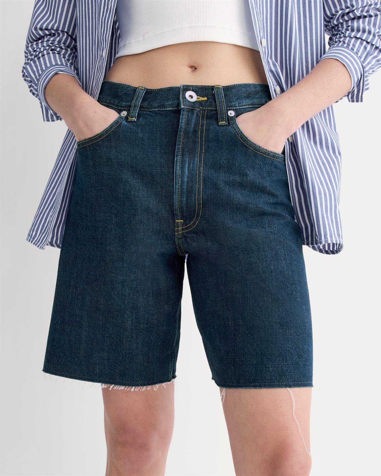 The OG Baggy Jean Short Product Image
