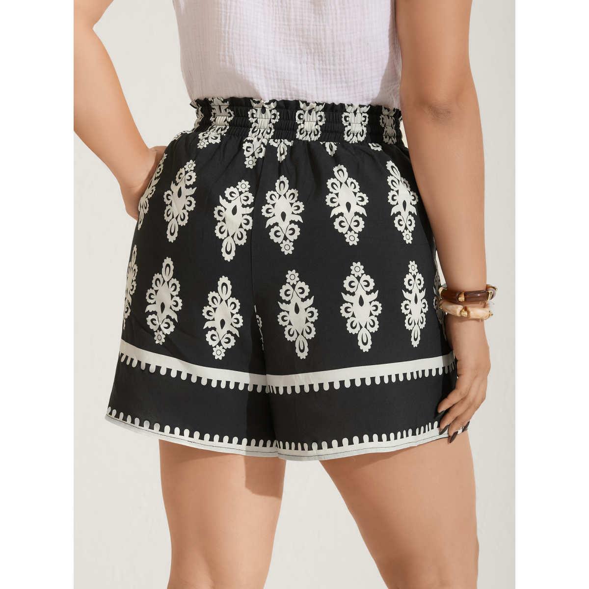 Plus Size Boho Print Wide-Leg Shorts Women BlackFlower Boho Contrast Wide Leg Vacation Shorts BloomChic 30/6X Product Image
