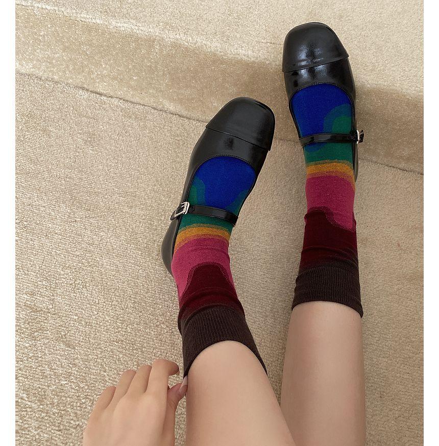 Color Block Mid Calf Socks Product Image